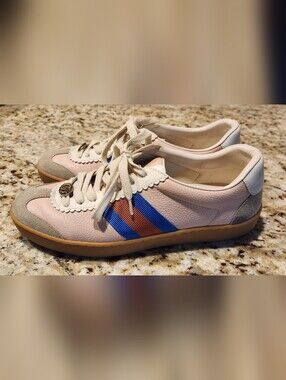 Women's Pink Leather Gucci Sneakers